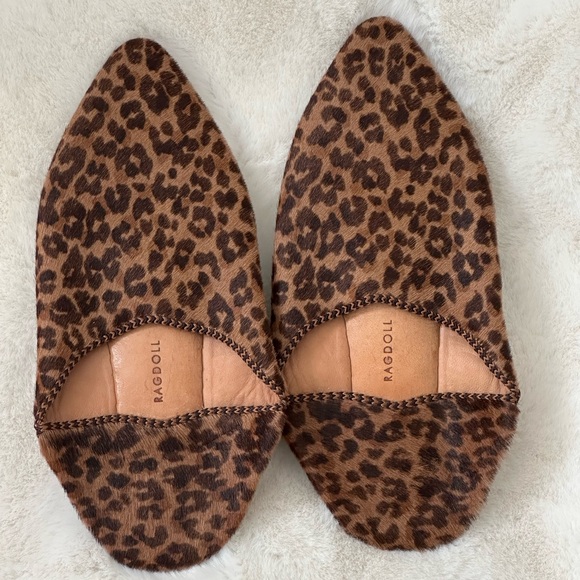 Leopard Slippers - Picture 2 of 3